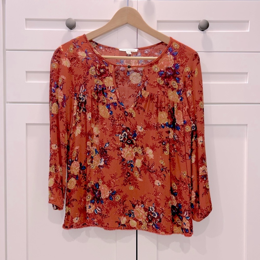 American Eagle floral blouse - XS